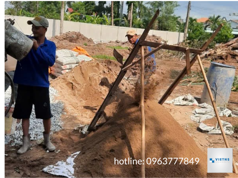 Tiến hành thi công công trình