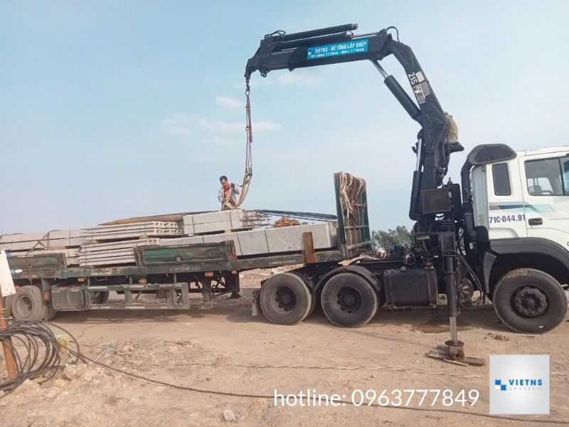 Thi công hàng rào xây dựng 